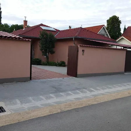 公寓 Kata Apartman